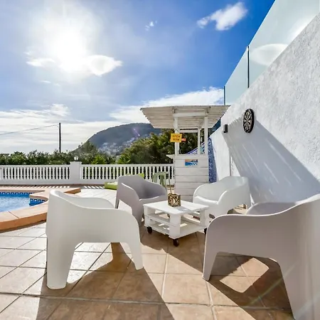 Guzman - Anneida 别墅 *