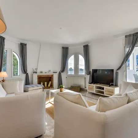 Guzman - Anneida 别墅 *